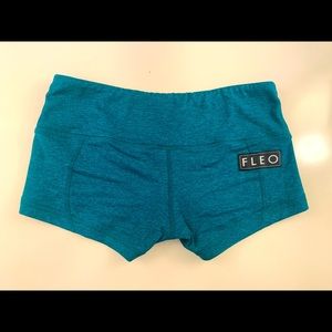 FLEO Turquoise Heather Shorts Sz XS